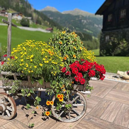 Hotel Garni Gruenmoos Sankt Jakob in Defereggen Zewnętrze zdjęcie