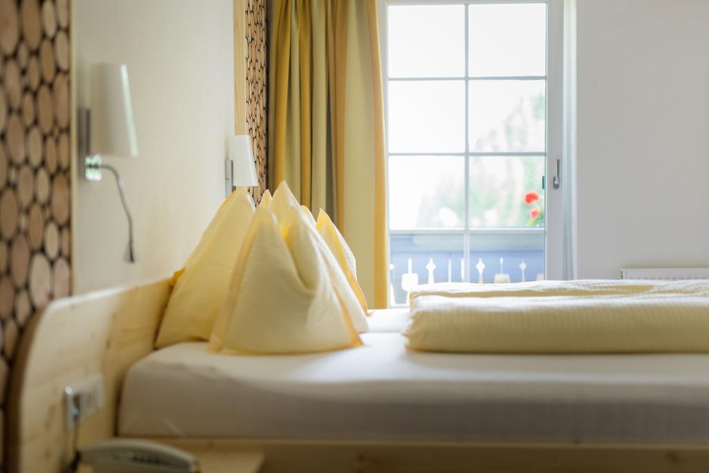 Hotel Garni Gruenmoos Sankt Jakob in Defereggen Pokój zdjęcie
