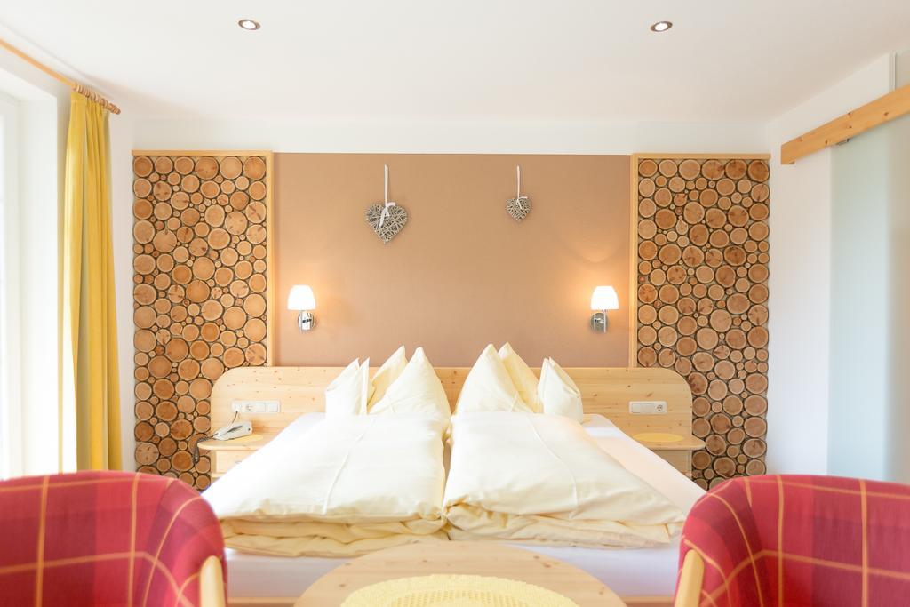 Hotel Garni Gruenmoos Sankt Jakob in Defereggen Pokój zdjęcie