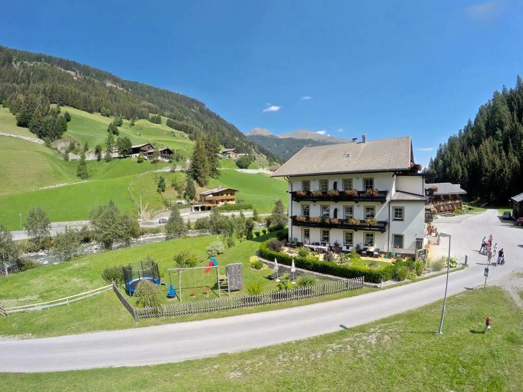Hotel Garni Gruenmoos Sankt Jakob in Defereggen Zewnętrze zdjęcie